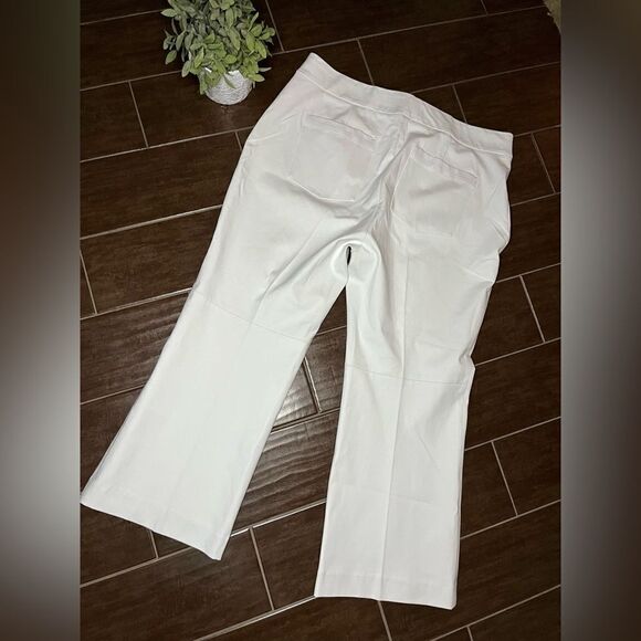 Spanx On-The-Go Cropped Kick Flare Pants Classic White sz 2X - Picture 8 of 11